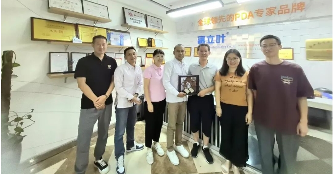 协同攻关，践行为客户服务的企业文化